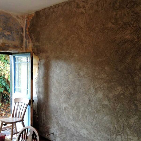 Lime plaster scratch coat